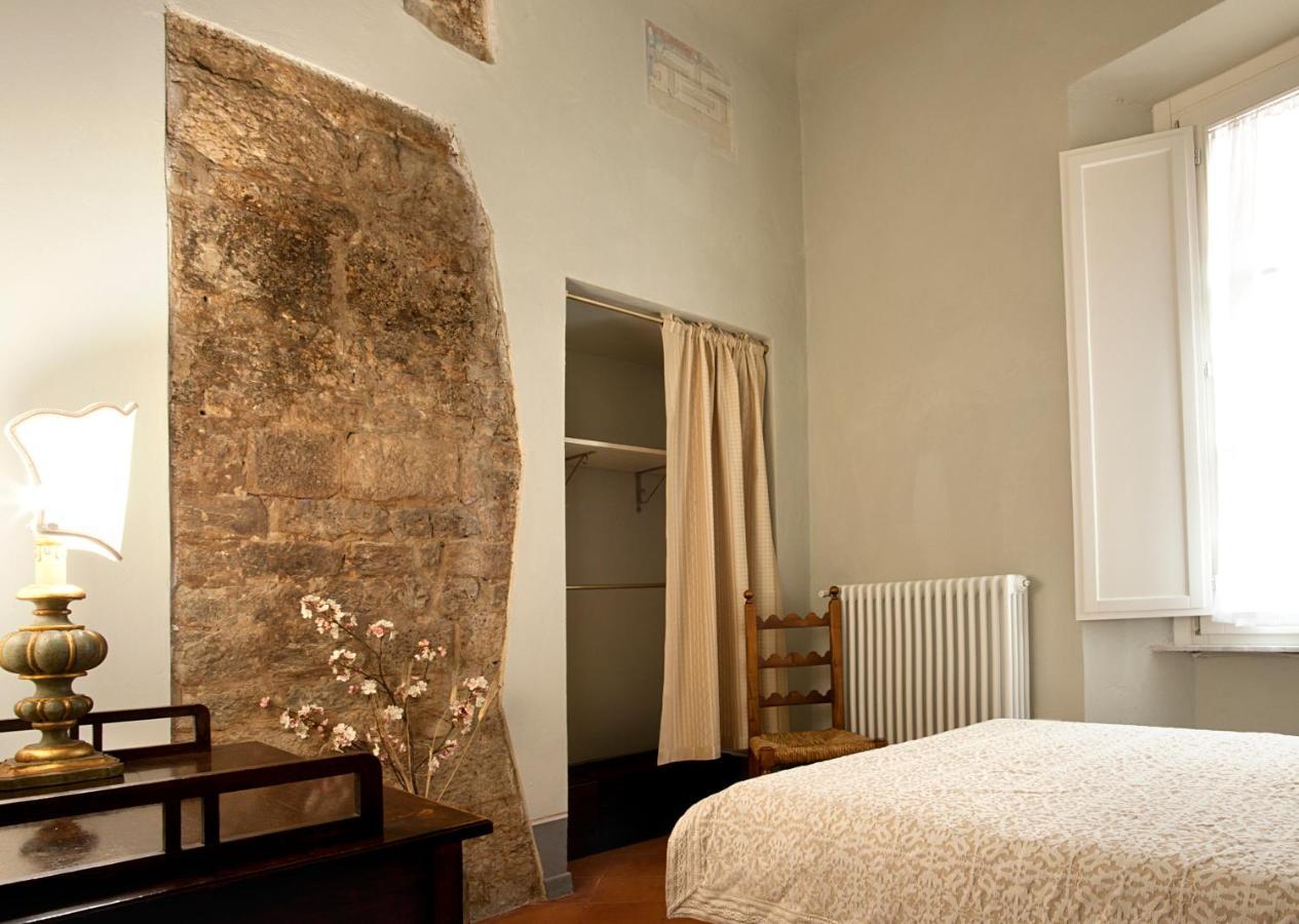Almadelena Guest House بيزا الغرفة الصورة