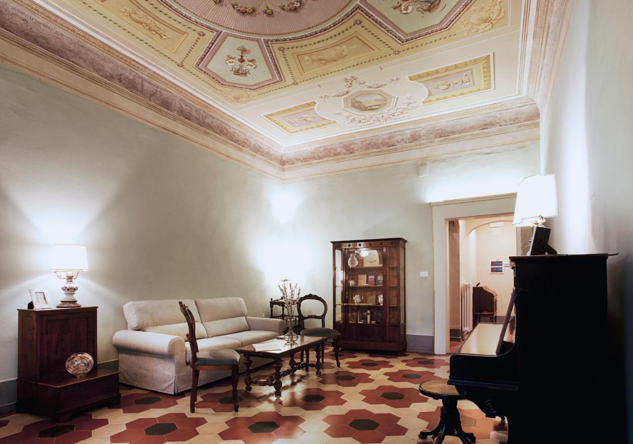 Almadelena Guest House بيزا المظهر الخارجي الصورة
